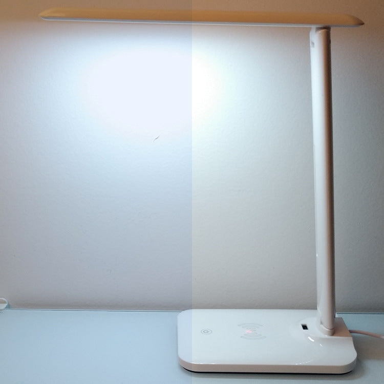 Eye protection wireless charging desk lamp